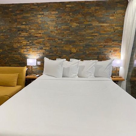 Vue Mer & Rocher - Okavango Blue Studio Ле-Діаман Екстер'єр фото